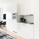 Arena Junior Apartman *